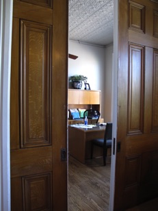 104 S. pocket doors (21).jpg